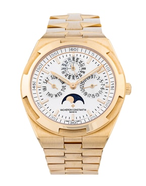 Browse our selection of automatic watches from prestigious brands such as Blancpain, Bell & Ross, Breitling and Rolex.